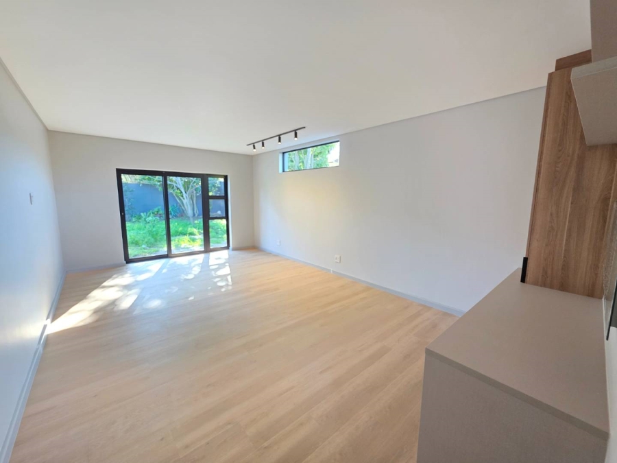 6 Bedroom Property for Sale in Die Boord Western Cape